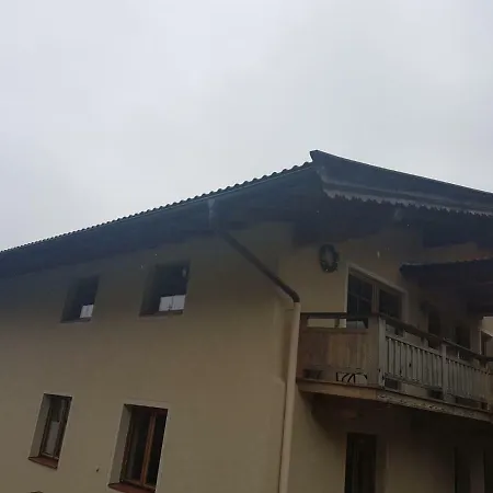 Ferienwohnung Schwaiger 韦斯滕多夫